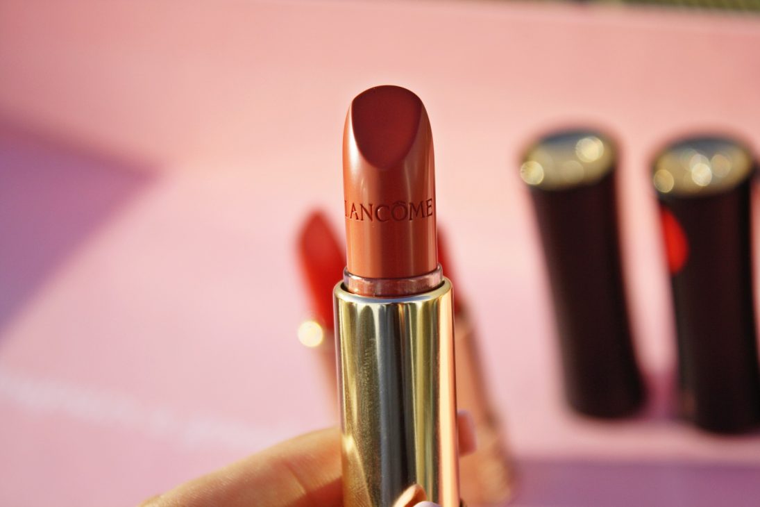 Collection maquillage Lancome x Emily in Paris lipstick